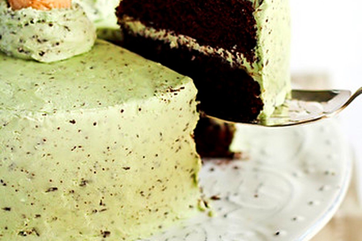 EXPERT COACHING for Healthy Strawberry Vanilla Protein Cake with Greek Yogurt Frosting: The Applesauce Secret