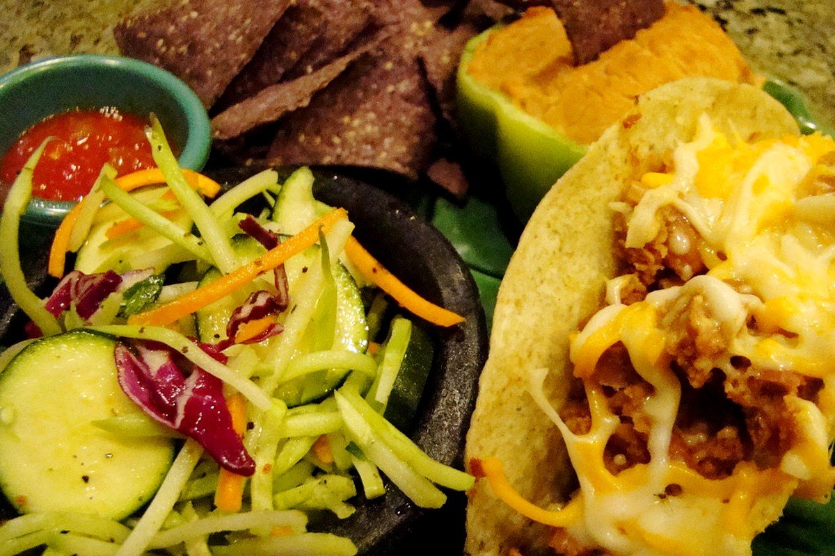 STEP 04 for Healthy Taco Bell Chili Cheese Burrito (High-Protein, Macro-Friendly): Fold Beef and Pinto Puree Together