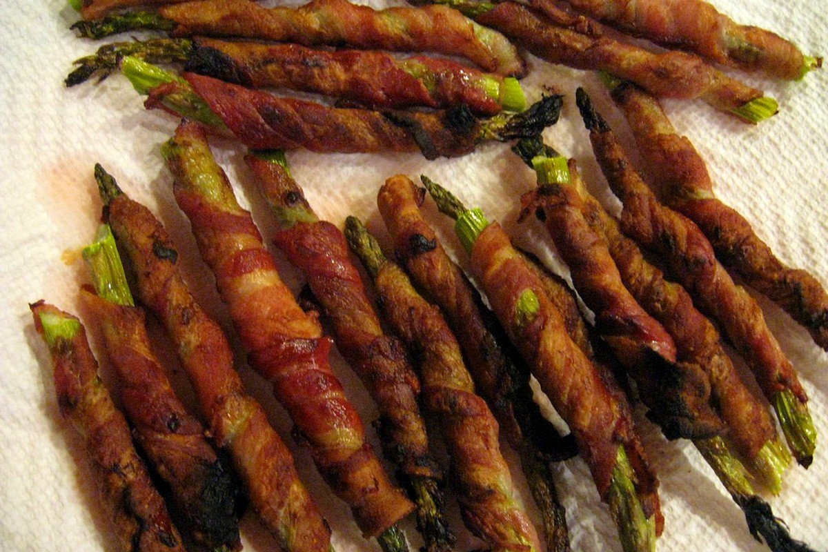 Featured image for Crispy Bacon Wrapped Asparagus with Melted Cheddar